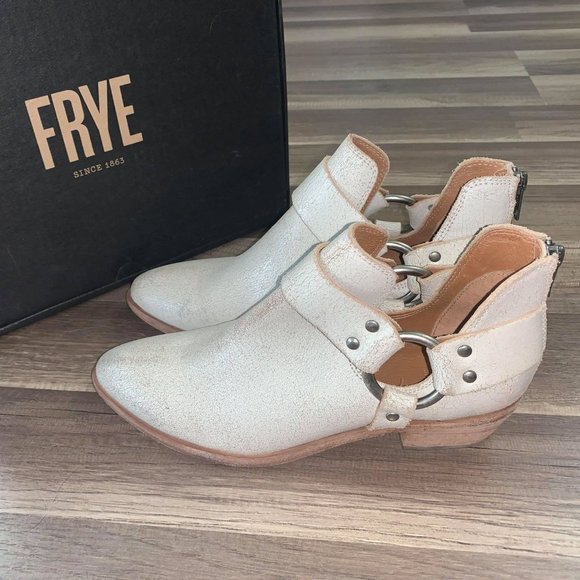 frye ray harness